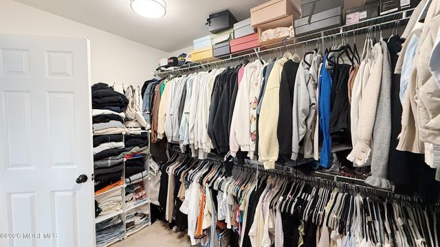 110 Halliard Drive, Eatontown, NJ 07724