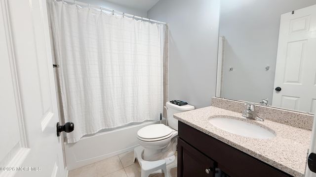 110 Halliard Drive, Eatontown, NJ 07724