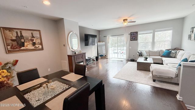 110 Halliard Drive, Eatontown, NJ 07724