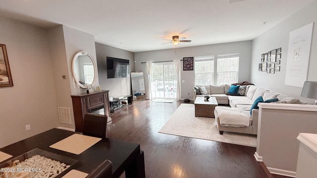 110 Halliard Drive, Eatontown, NJ 07724