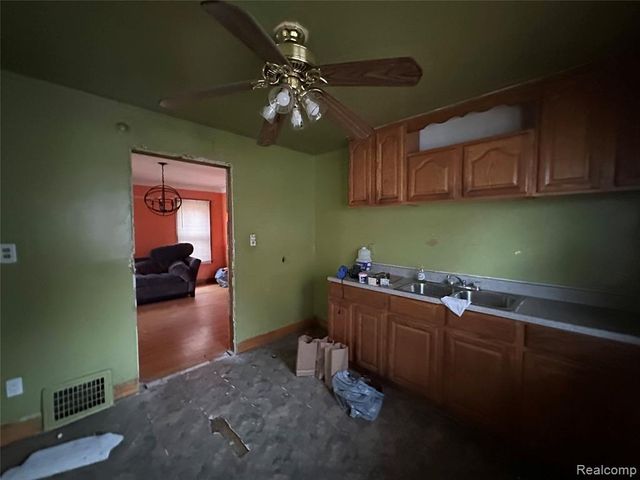 12016 Nashville Street, Detroit, MI 48205