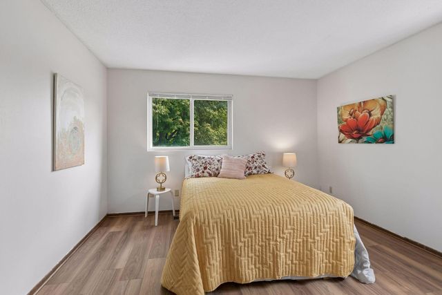1705 Fulham Street G, Lauderdale, MN 55113
