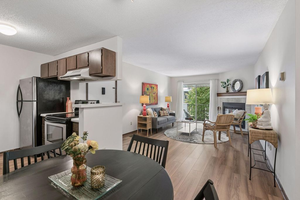 1705 Fulham Street G, Lauderdale, MN 55113 — photo 4
