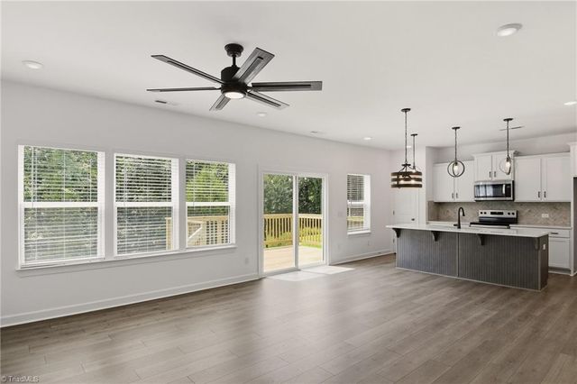 110 Highgate Lane 1048, Lexington, NC 27292