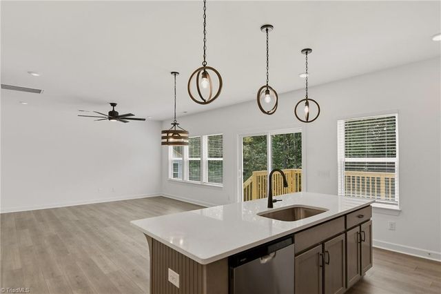 110 Highgate Lane 1048, Lexington, NC 27292
