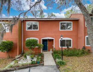 728 OAKS FIELD Road, H2-1, Jacksonville, FL 32211