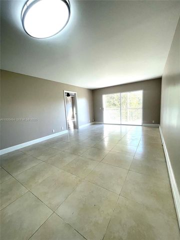 1251 SW 125th Ave 311T, Pembroke Pines, FL 33027
