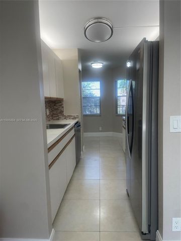 1251 SW 125th Ave 311T, Pembroke Pines, FL 33027