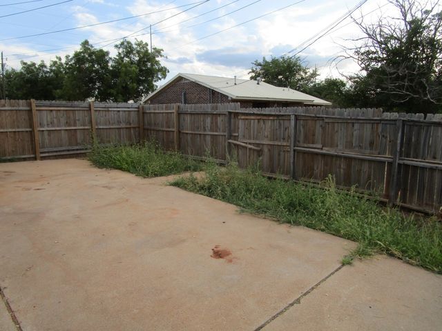 800 Bluff Street, Sweetwater, TX 79556