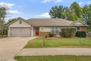 6284 N WATER CRESS CIR, Columbia, MO 65202