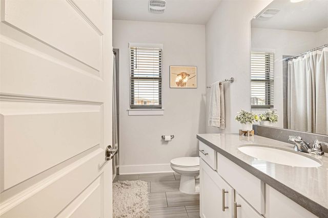 7600 Hillock TER, Austin, TX 78744