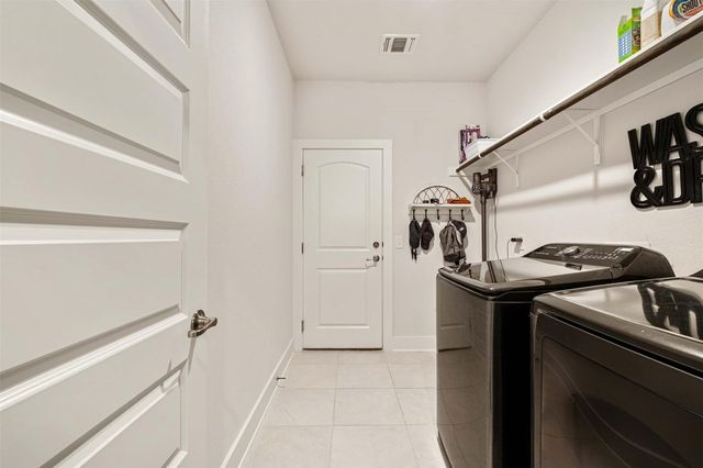 7600 Hillock TER, Austin, TX 78744