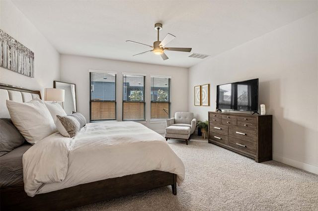 7600 Hillock TER, Austin, TX 78744