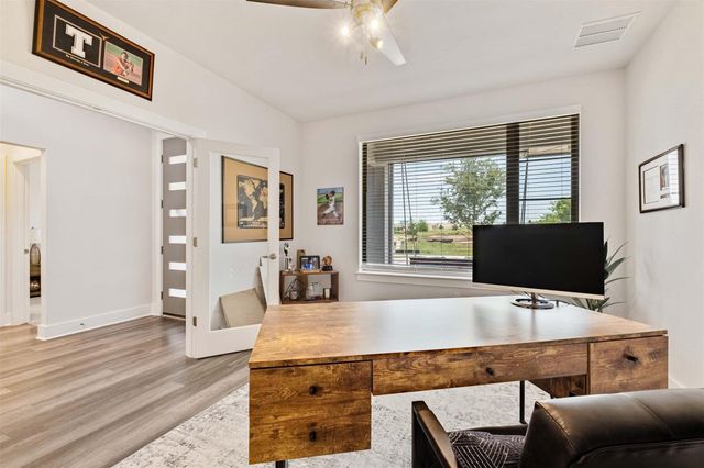 7600 Hillock TER, Austin, TX 78744