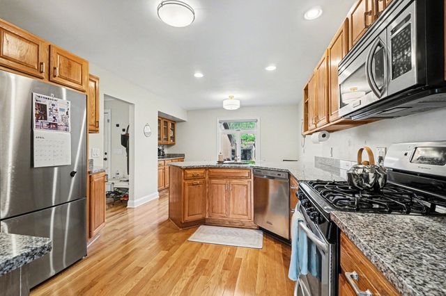 3603 Woodcliff Drive, Kalamazoo, MI 49008