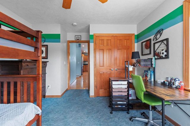 1041 SYMPHONY BOULEVARD, Neenah, WI 54956