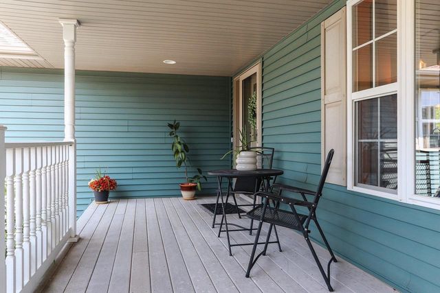 1041 SYMPHONY BOULEVARD, Neenah, WI 54956