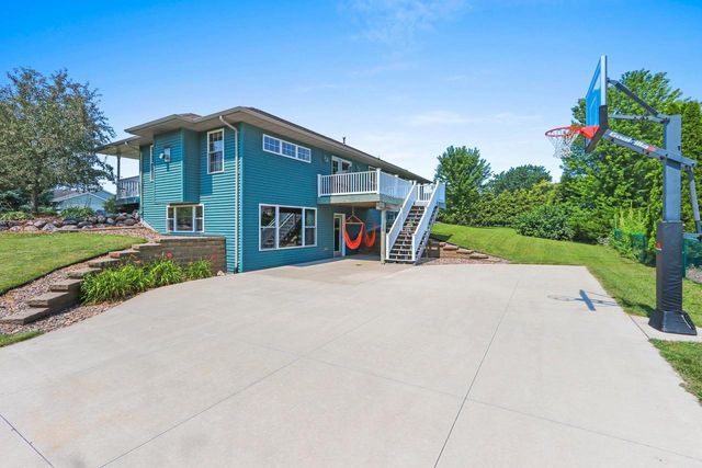 1041 SYMPHONY BOULEVARD, Neenah, WI 54956