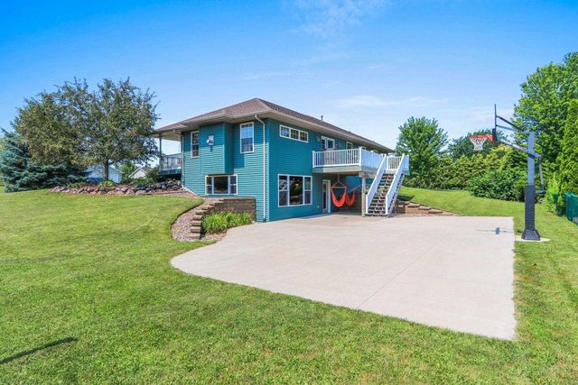 1041 SYMPHONY BOULEVARD, Neenah, WI 54956