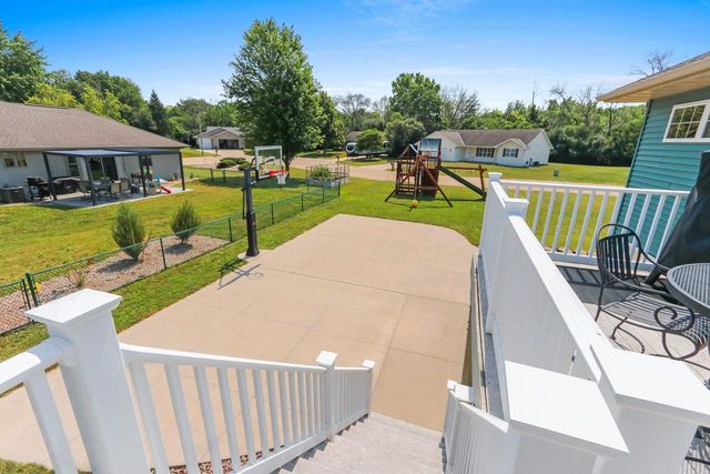 1041 SYMPHONY BOULEVARD, Neenah, WI 54956