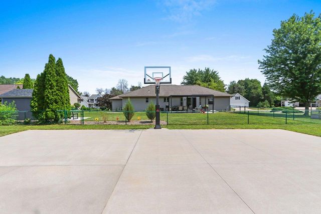 1041 SYMPHONY BOULEVARD, Neenah, WI 54956