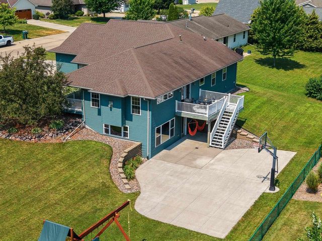 1041 SYMPHONY BOULEVARD, Neenah, WI 54956
