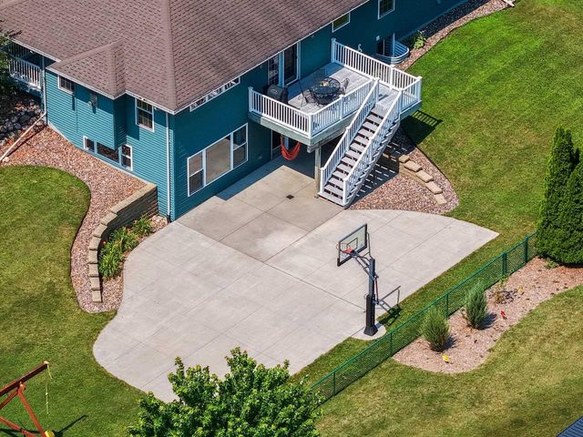1041 SYMPHONY BOULEVARD, Neenah, WI 54956