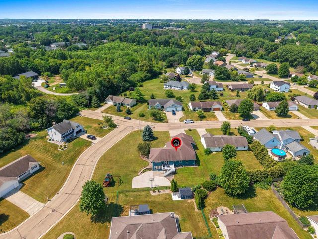 1041 SYMPHONY BOULEVARD, Neenah, WI 54956