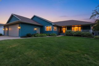 1041 SYMPHONY BOULEVARD, Neenah, WI 54956