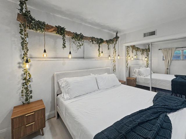 2836 NW 11TH Avenue, Wilton Manors, FL 33311