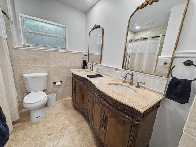 2836 NW 11TH Avenue, Wilton Manors, FL 33311