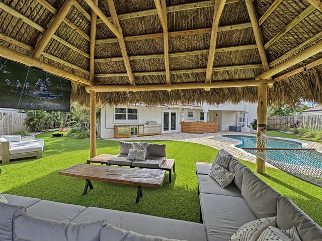 2836 NW 11TH Avenue, Wilton Manors, FL 33311