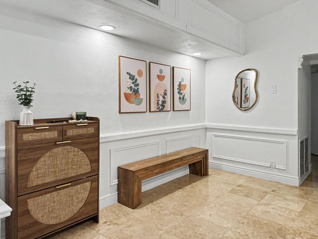 2836 NW 11TH Avenue, Wilton Manors, FL 33311