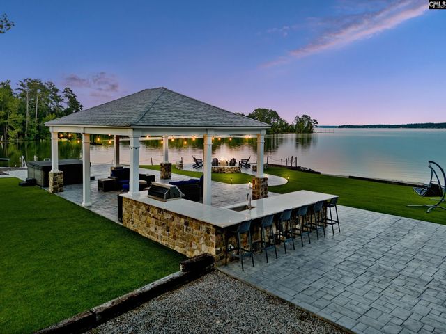 1075 Retreat Way, Ridgeway, SC 29130