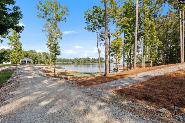 1075 Retreat Way, Ridgeway, SC 29130
