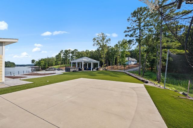 1075 Retreat Way, Ridgeway, SC 29130
