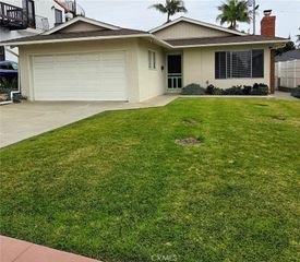 111 W Avenida Santiago, San Clemente, CA 92672