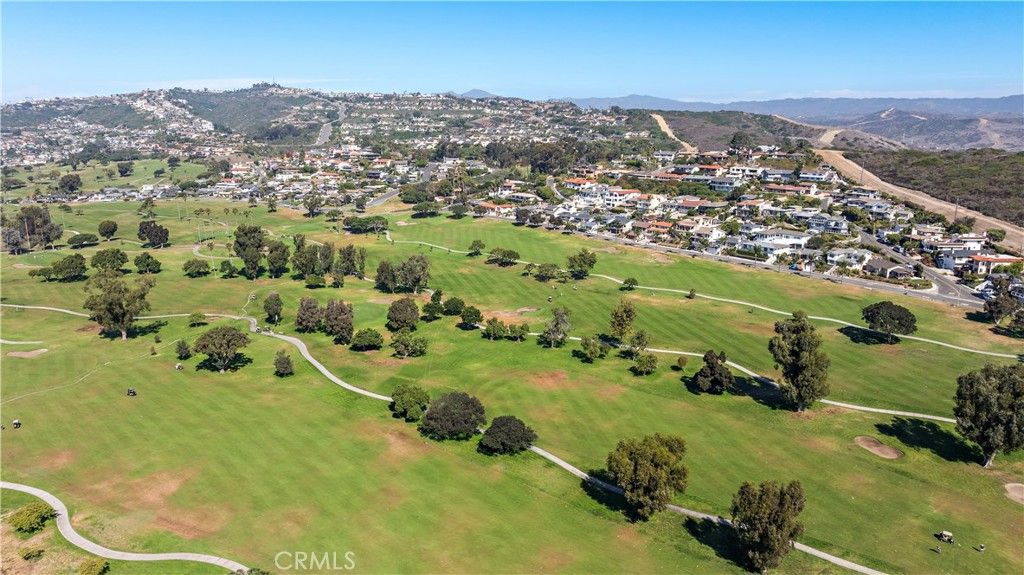 Image 18 of property listing at 111 W Avenida Santiago, San Clemente, CA 92672