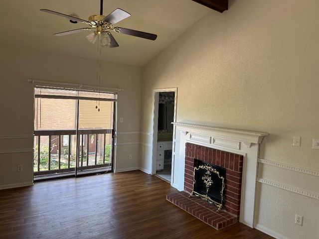 11711 Memorial Drive 143, Houston, TX 77024