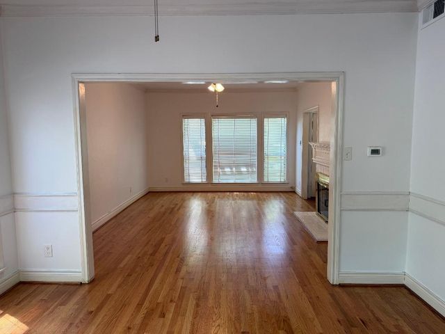 11711 Memorial Drive 143, Houston, TX 77024