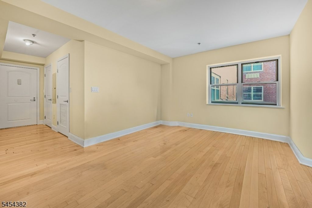 70 S Munn Ave 808, East Orange City, NJ 07018 — photo 2