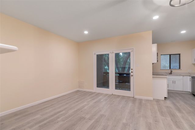5550 Spring Valley Road H23, Dallas, TX 75254