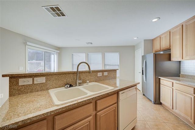 11939 Giles Street, Las Vegas, NV 89183