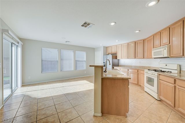 11939 Giles Street, Las Vegas, NV 89183