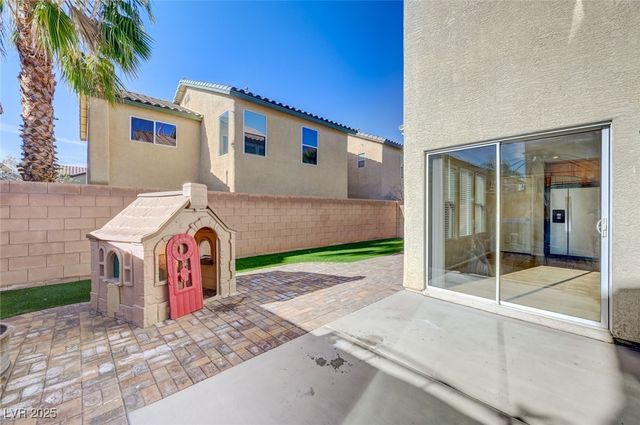 11939 Giles Street, Las Vegas, NV 89183