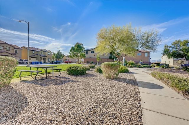 11939 Giles Street, Las Vegas, NV 89183