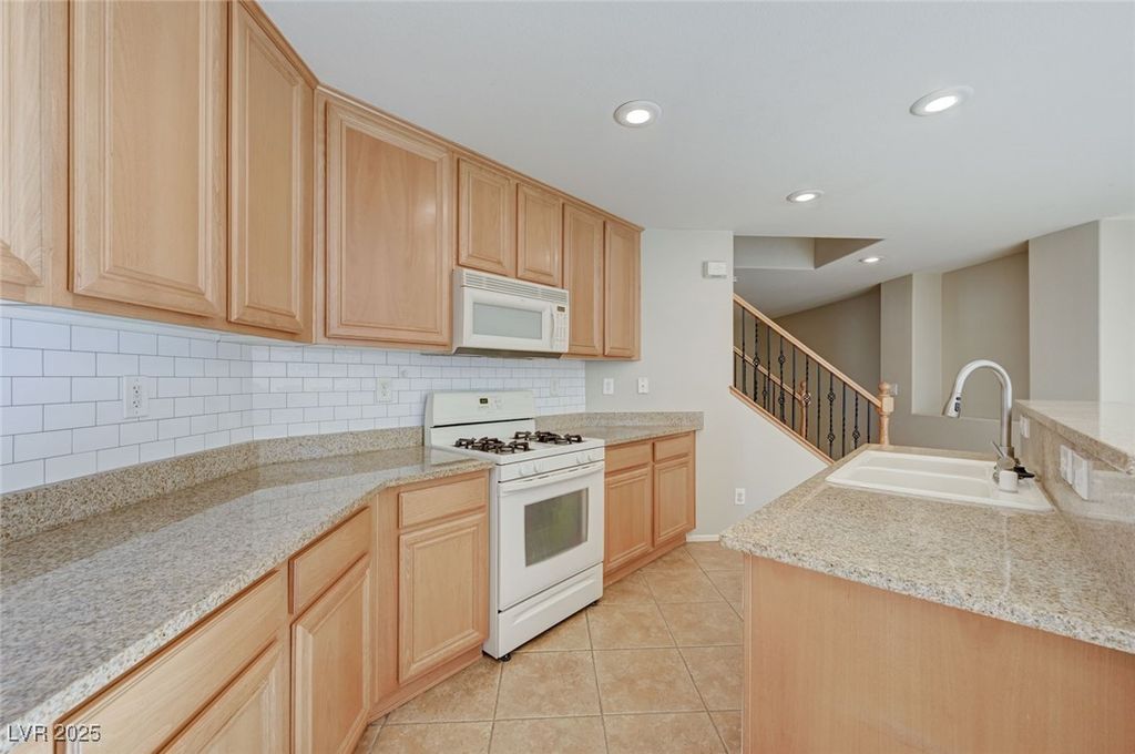 11939 Giles Street, Las Vegas, NV 89183