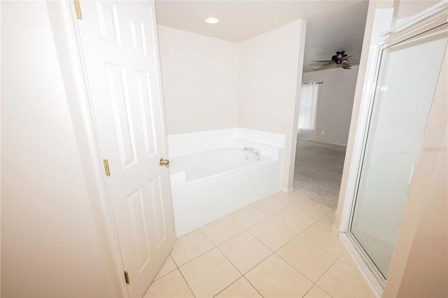 4129 NE 19TH PLACE, Cape Coral, FL 33909