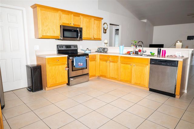 4129 NE 19TH PLACE, Cape Coral, FL 33909