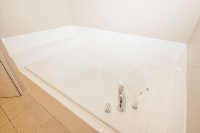 4129 NE 19TH PLACE, Cape Coral, FL 33909